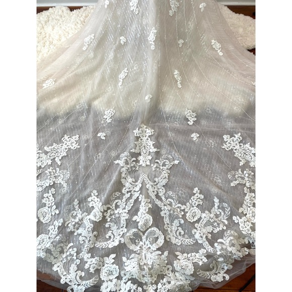 Martina Liana Fit n Flare Ivory Beaded Vintage Lace Satin Tulle Gown Style 942 - Picture 14 of 17